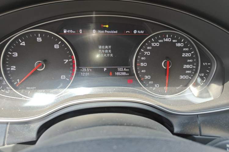 Used Audi A6L 2018 30th Anniversary Edition 35 TFSI Fashion Model Odometer Close Up