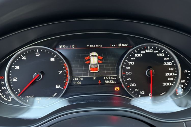 Used Audi A6L 2018 30th Anniversary Edition TFSI Trendy Model Odometer Close Up