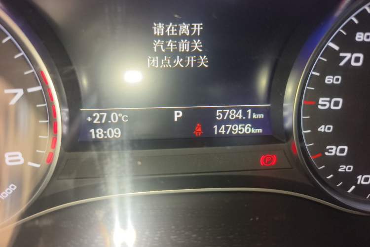 Used Audi A6L 2018 30th Anniversary Edition 35 TFSI Sport Edition Odometer Close Up
