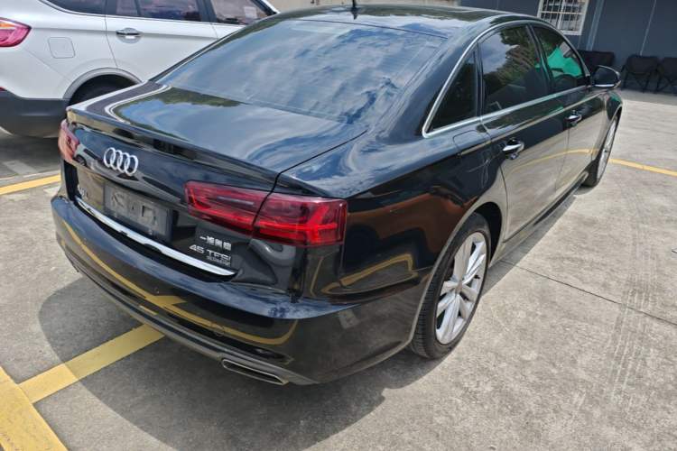 Used Audi A6L 2018 30th Anniversary Edition 45 TFSI quattro Sport model Rear Right 45 Deg