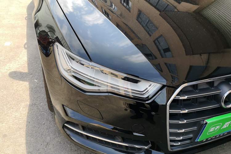 Used Audi A6L 2018 30th Anniversary Edition 35 TFSI Fashion Model Right Front Headlight