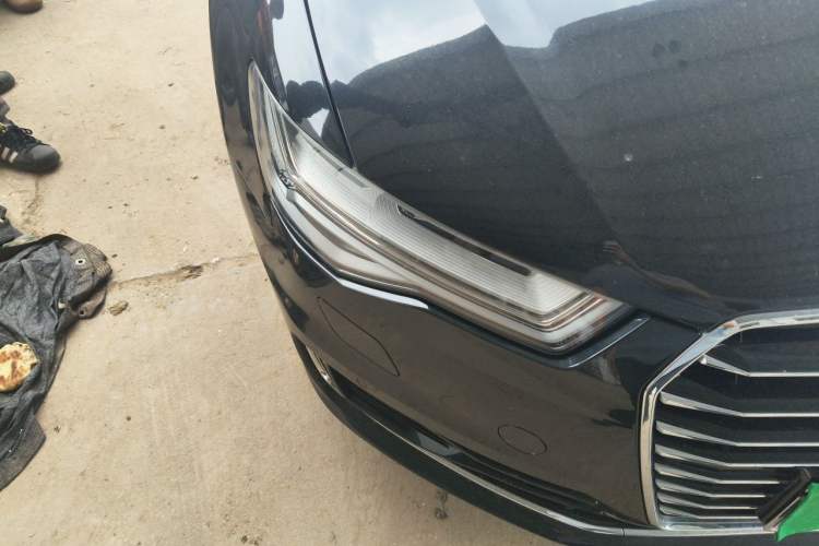 Used Audi A6L 2018 30th Anniversary Edition 35 TFSI Fashion Model Right Front Headlight