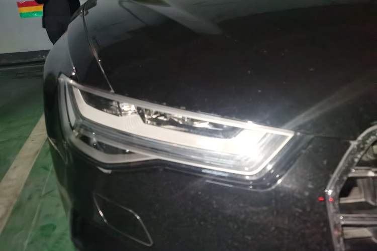 Used Audi A6L 2018 30th Anniversary Edition 35 TFSI Fashion Model Right Front Headlight