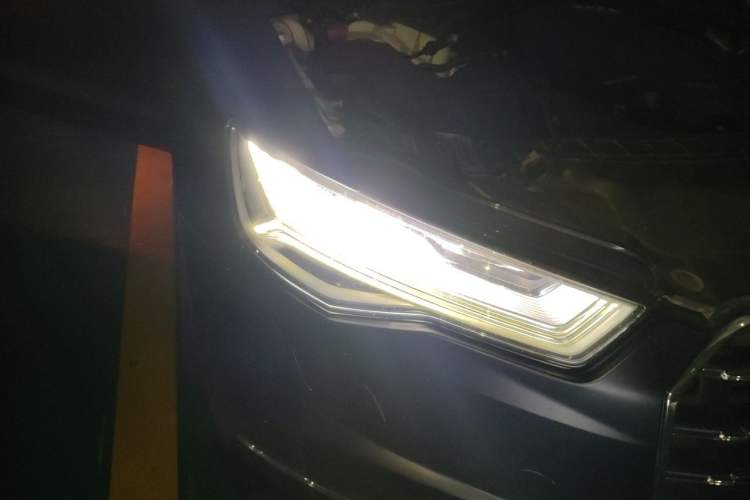 Used Audi A6L 2018 30th Anniversary Edition 35 TFSI Fashion Model Right Front Headlight