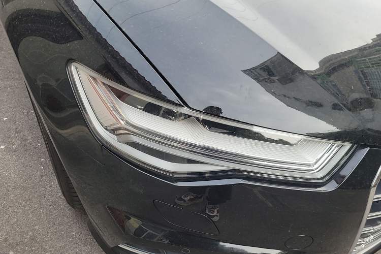 Used Audi A6L 2018 30th Anniversary Edition 45 TFSI quattro Sport model Right Front Headlight