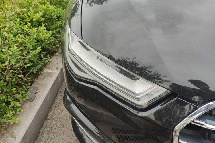 Used Audi A6L 2018 30th Anniversary Edition 45 TFSI quattro Sport model Right Front Headlight