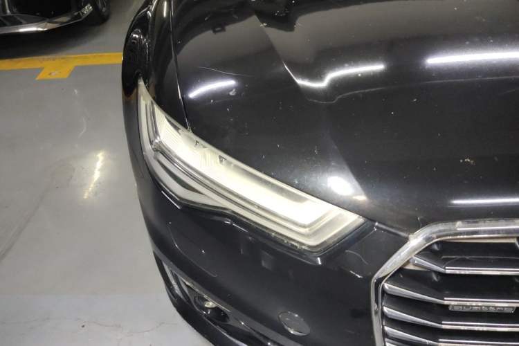 Used Audi A6L 2018 30th Anniversary Edition 45 TFSI quattro Sport model Right Front Headlight