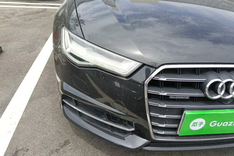 Used Audi A6L 2018 30th Anniversary Edition 45 TFSI quattro Sport model Right Front Headlight