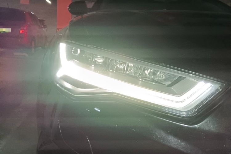 Used Audi A6L 2018 30th Anniversary Edition 35 TFSI Fashion Model Right Front Headlight