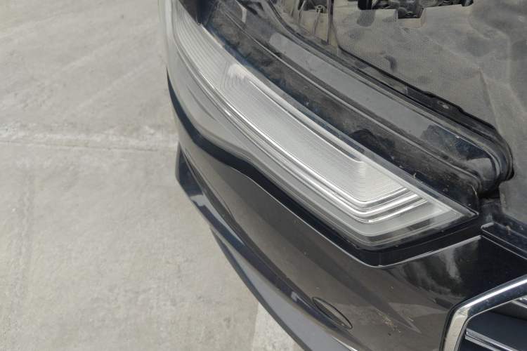 Used Audi A6L 2018 35 TFSI Collector's Edition Right Front Headlight