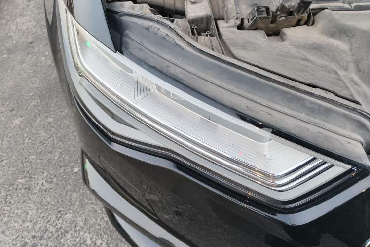 Used Audi A6L 2018 30th Anniversary Edition 35 TFSI Fashion Model Right Front Headlight