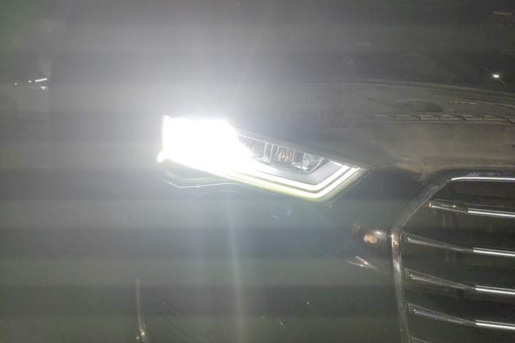 Used Audi A6L 2018 30th Anniversary Edition TFSI Trendy Model Right Front Headlight