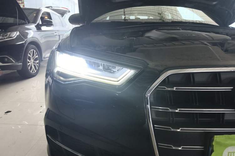 Used Audi A6L 2018 30th Anniversary Edition 35 TFSI Fashion Model Right Front Headlight