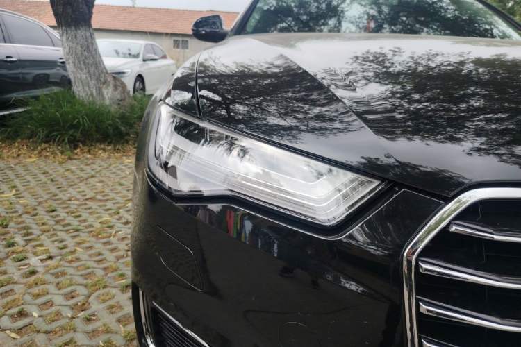 Used Audi A6L 2018 30th Anniversary Edition TFSI Trendy Model Right Front Headlight