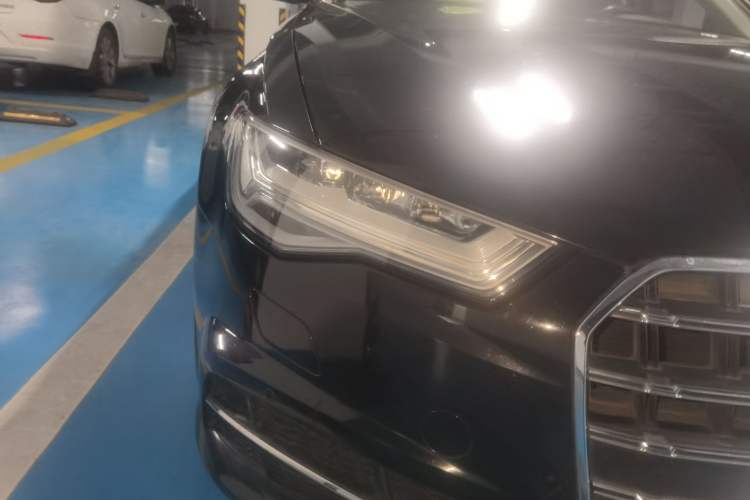 Used Audi A6L 2018 30th Anniversary Edition 35 TFSI Fashion Model Right Front Headlight