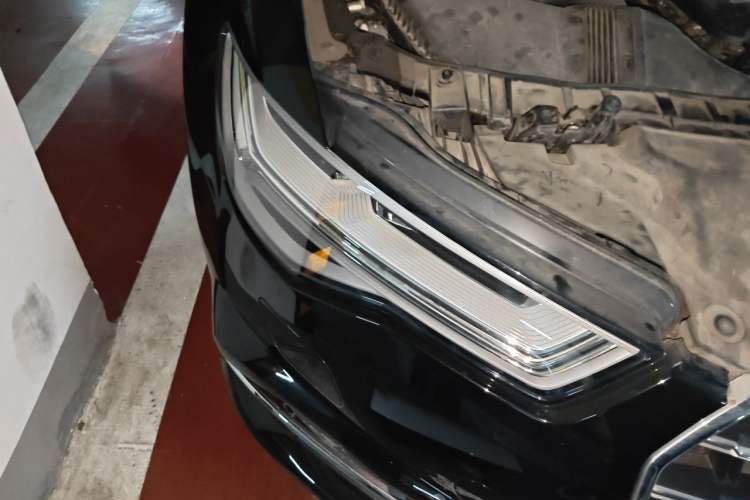 Used Audi A6L 2018 35 TFSI Collector's Edition Right Front Headlight