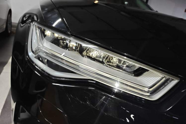 Used Audi A6L 2018 30th Anniversary Edition 35 TFSI Fashion Model Right Front Headlight