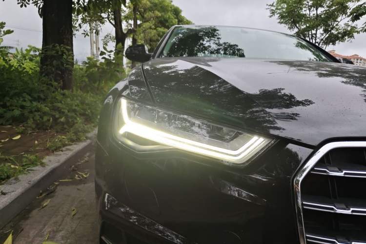 Used Audi A6L 2018 30th Anniversary Edition 35 TFSI Fashion Model Right Front Headlight