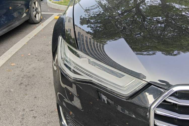 Used Audi A6L 2018 30th Anniversary Edition 35 TFSI Fashion Model Right Front Headlight