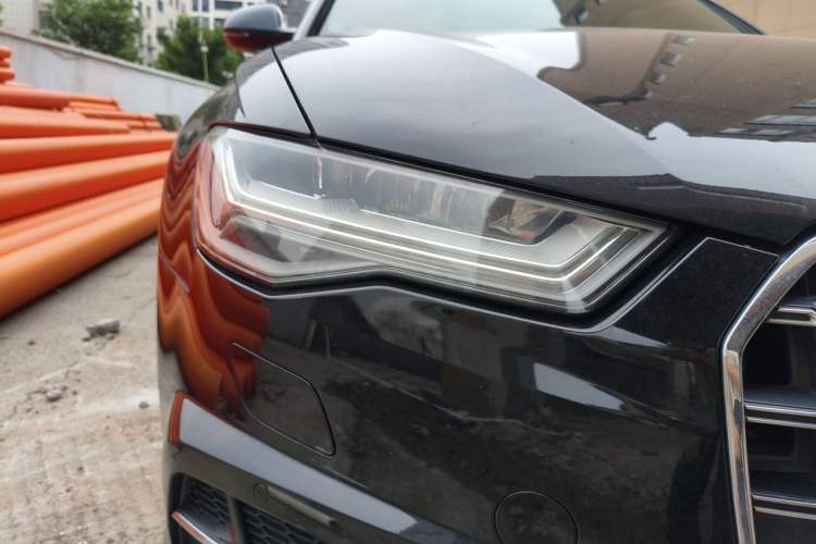 Used Audi A6L 2018 30th Anniversary Edition 45 TFSI quattro Sport model Right Front Headlight