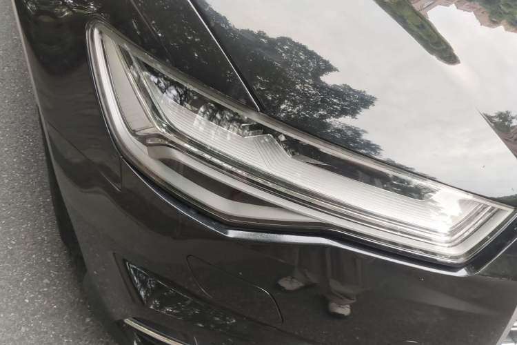 Used Audi A6L 2018 30th Anniversary Edition 35 TFSI Fashion Model Right Front Headlight