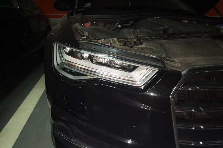 Used Audi A6L 2018 30th Anniversary Edition 35 TFSI Fashion Model Right Front Headlight
