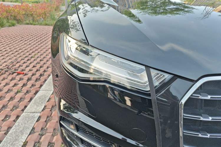 Used Audi A6L 2018 30th Anniversary Edition 35 TFSI Fashion Model Right Front Headlight