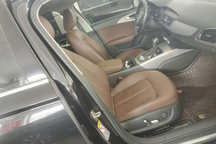 Used Audi A6L 2018 30th Anniversary Edition 35 TFSI Fashion Model Right Front Seat