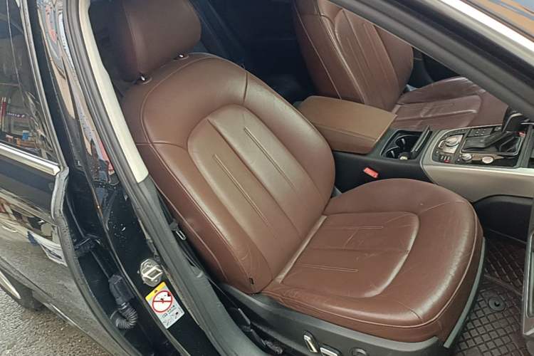 Used Audi A6L 2018 30th Anniversary Edition TFSI Trendy Model Right Front Seat
