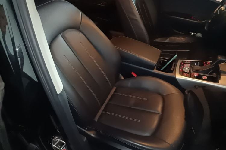 Used Audi A6L 2018 30th Anniversary Edition 35 TFSI Fashion Model Right Front Seat