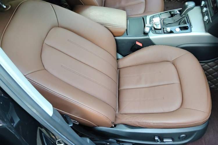 Used Audi A6L 2018 30th Anniversary Edition TFSI Trendy Model Right Front Seat