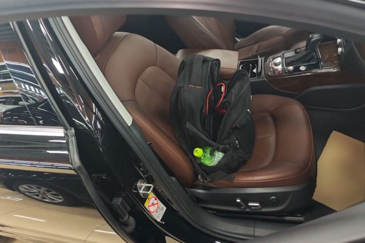 Used Audi A6L 2018 35 TFSI Collector's Edition Right Front Seat