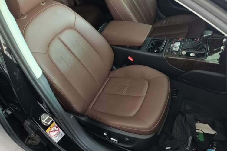 Used Audi A6L 2018 30th Anniversary Edition TFSI Trendy Model Right Front Seat