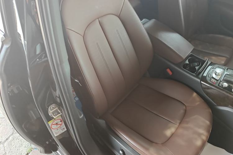 Used Audi A6L 2018 30th Anniversary Edition 45 TFSI quattro Sport model Right Front Seat