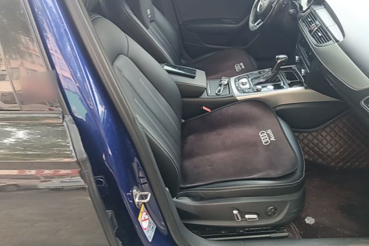 Used Audi A6L 2018 30th Anniversary Edition 35 TFSI Sport Edition Right Front Seat