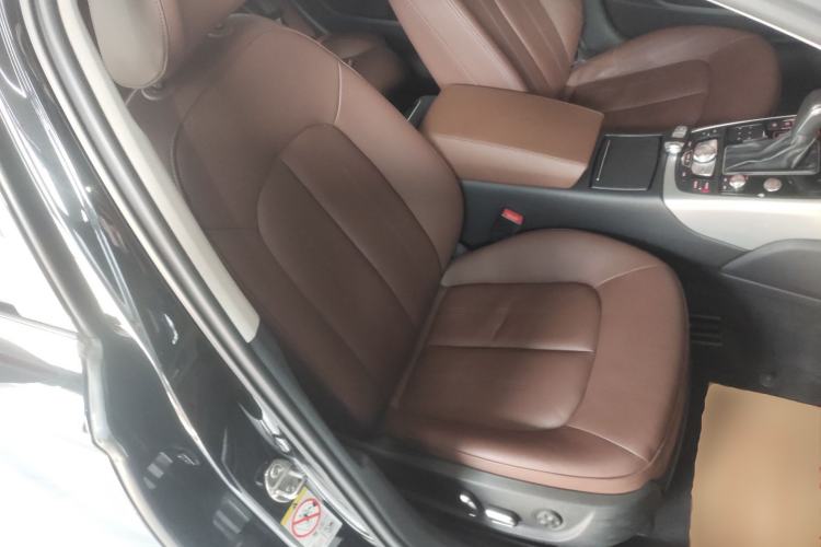 Used Audi A6L 2018 30th Anniversary Edition 35 TFSI Fashion Model Right Front Seat