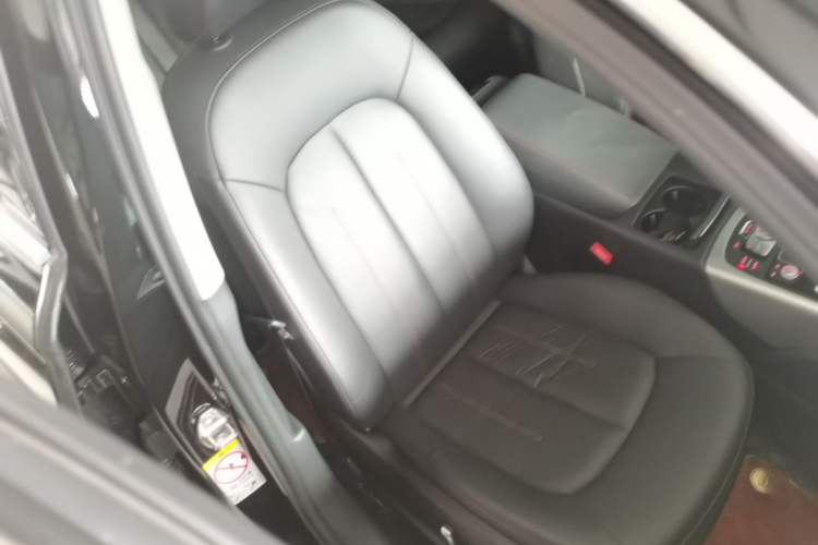 Used Audi A6L 2018 30th Anniversary Edition TFSI Trendy Model Right Front Seat