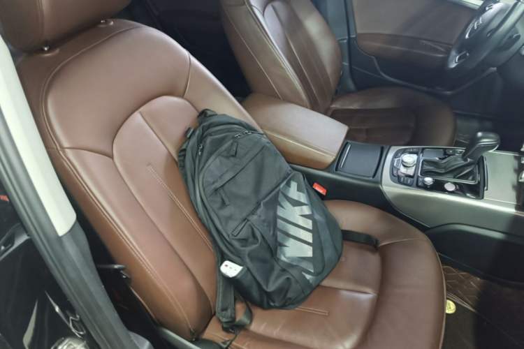 Used Audi A6L 2018 30th Anniversary Edition 35 TFSI Fashion Model Right Front Seat