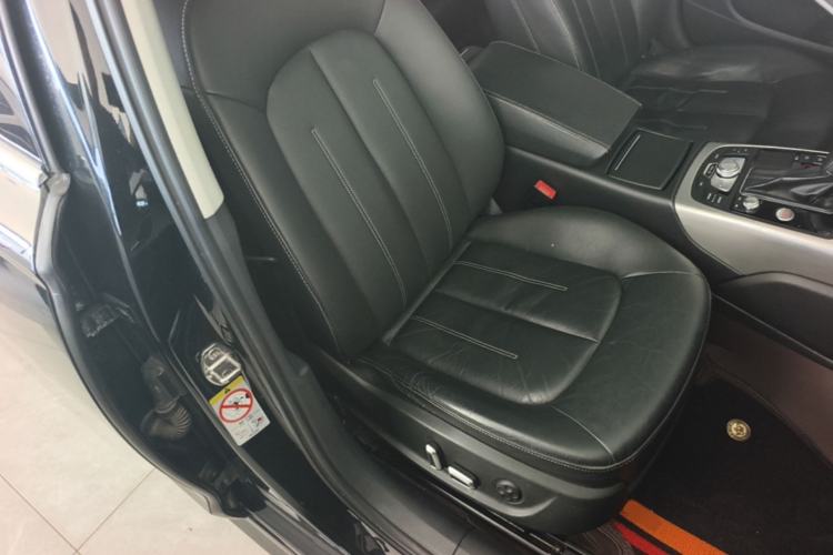 Used Audi A6L 2018 30th Anniversary Edition 35 TFSI Fashion Model Right Front Seat