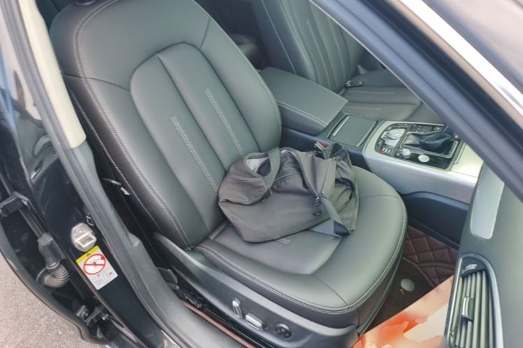 Used Audi A6L 2018 30th Anniversary Edition TFSI Trendy Model Right Front Seat