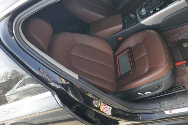 Used Audi A6L 2018 TFSI Collector's Edition Right Front Seat