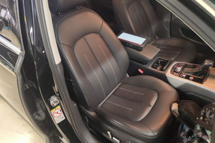 Used Audi A6L 2018 30th Anniversary Edition TFSI Trendy Model Right Front Seat