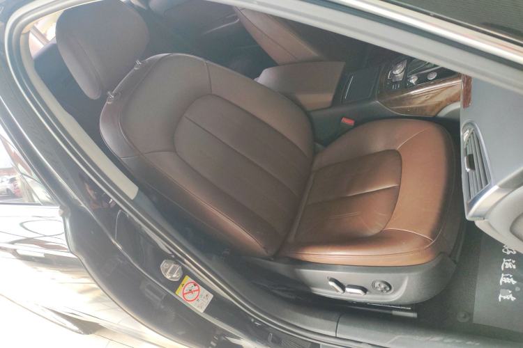 Used Audi A6L 2018 30th Anniversary Edition 35 TFSI Fashion Model Right Front Seat