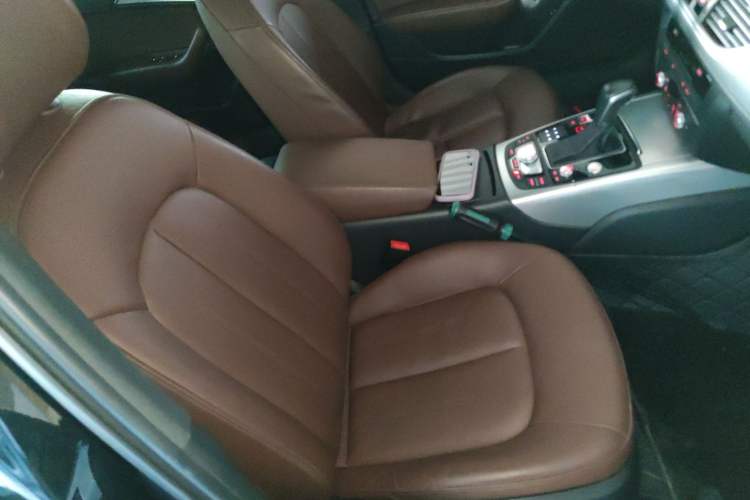 Used Audi A6L 2018 30th Anniversary Edition 45 TFSI quattro Sport model Right Front Seat
