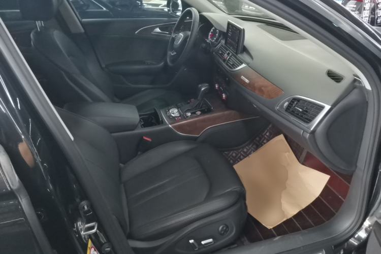 Used Audi A6L 2018 30th Anniversary Edition 45 TFSI quattro Luxury Model Right Front Seat