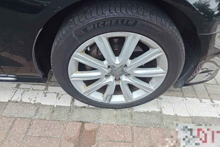 Used Audi A6L 2018 30th Anniversary Edition TFSI Trendy Model Right Front Wheel Hub