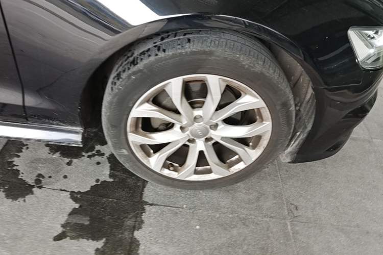 Used Audi A6L 2018 35 TFSI Collector's Edition Right Front Wheel Hub