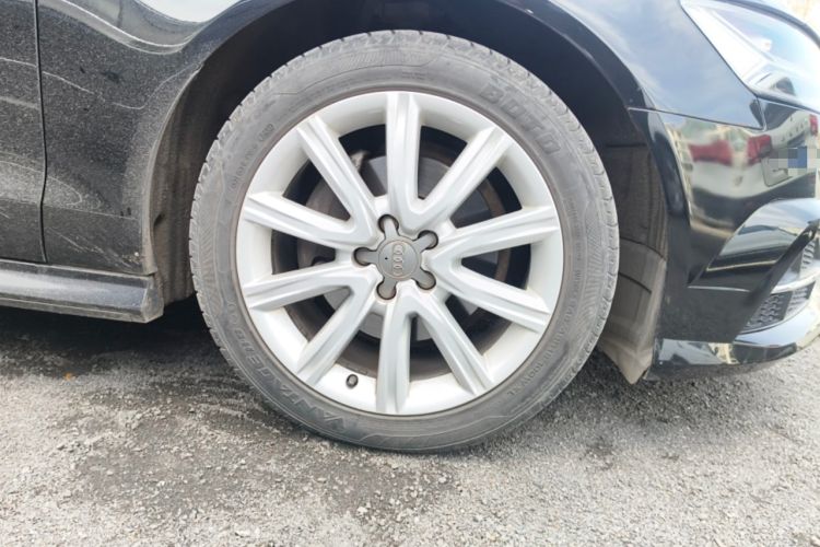 Used Audi A6L 2018 30th Anniversary Edition TFSI Trendy Model Right Front Wheel Hub