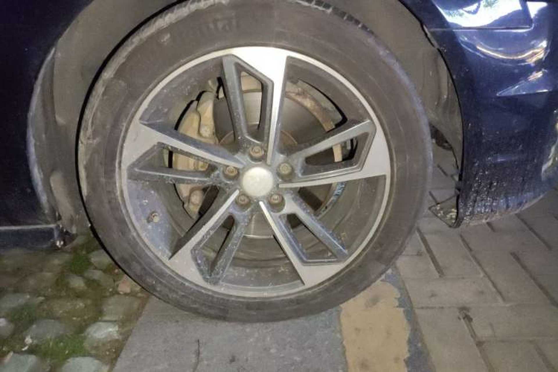 Used Audi A6L 2018 30th Anniversary Edition TFSI Trendy Model Right Front Wheel Hub