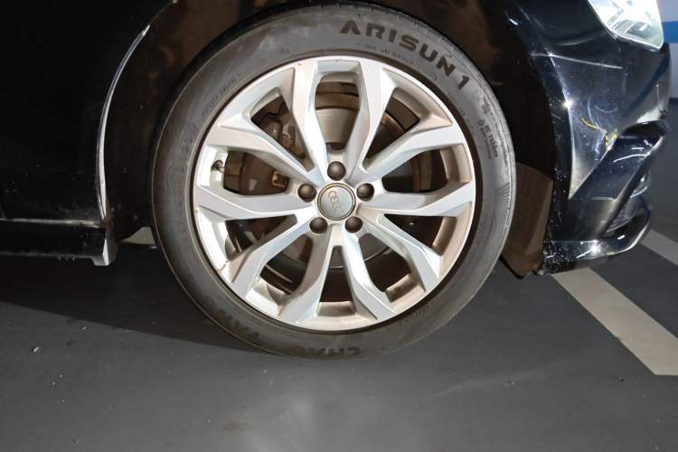 Used Audi A6L 2018 35 TFSI Collector's Edition Right Front Wheel Hub